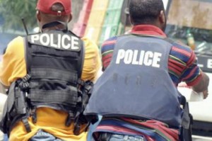 images-Caribbean-jamaica_police_498560223
